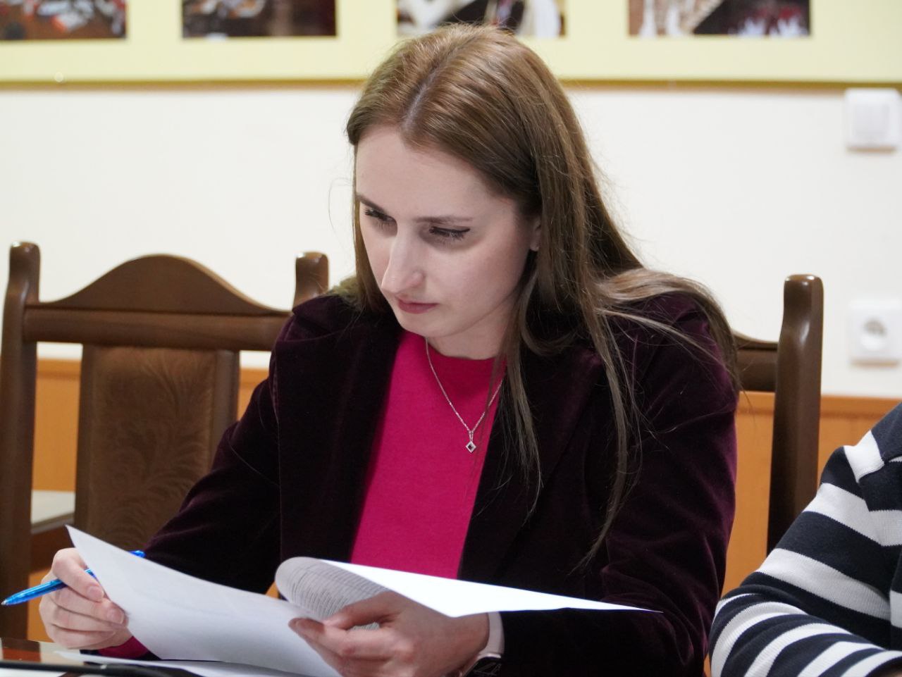 Министр образования и науки РД провёл ВКС-совещание по общественно-политической ситуации в республике